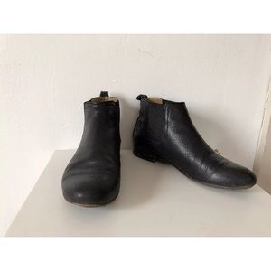 Frye Jillian Chelsea Boot Black Leather Size 7